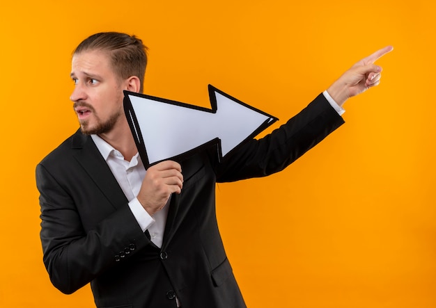 Jak zaksięgować darowiznę rzeczową w firmie?