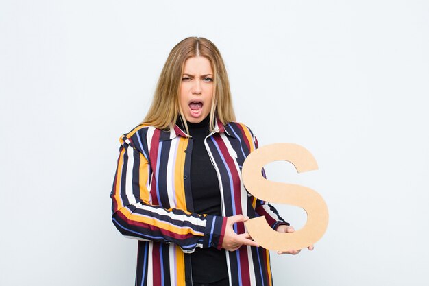 Płaca brutto co to znaczy w praktyce?