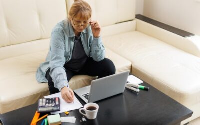 Jak księgować wynagrodzenia wypłacone w następnym miesiącu?