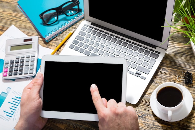 Jak złożyć elektroniczne sprawozdanie finansowe w firmie?