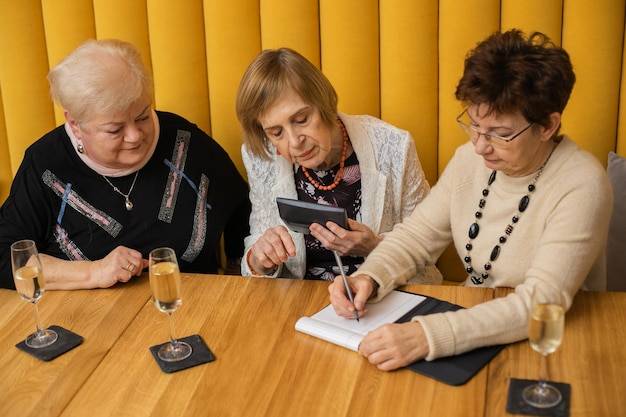 Ile lat pracy w Niemczech do emerytury potrzeba?