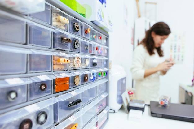 Jak przechowywać akta osobowe zgodnie z przepisami?